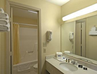 Portland Travelodge 部屋 写真